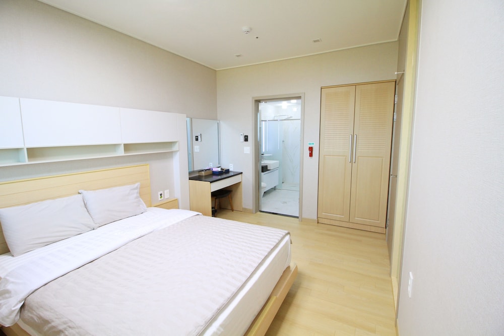 Condo, Ocean View (26 Pyeong) photo 3