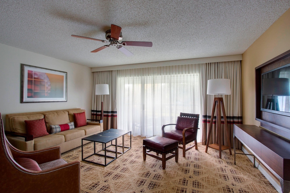 One Bedroom Suite with Balcony
