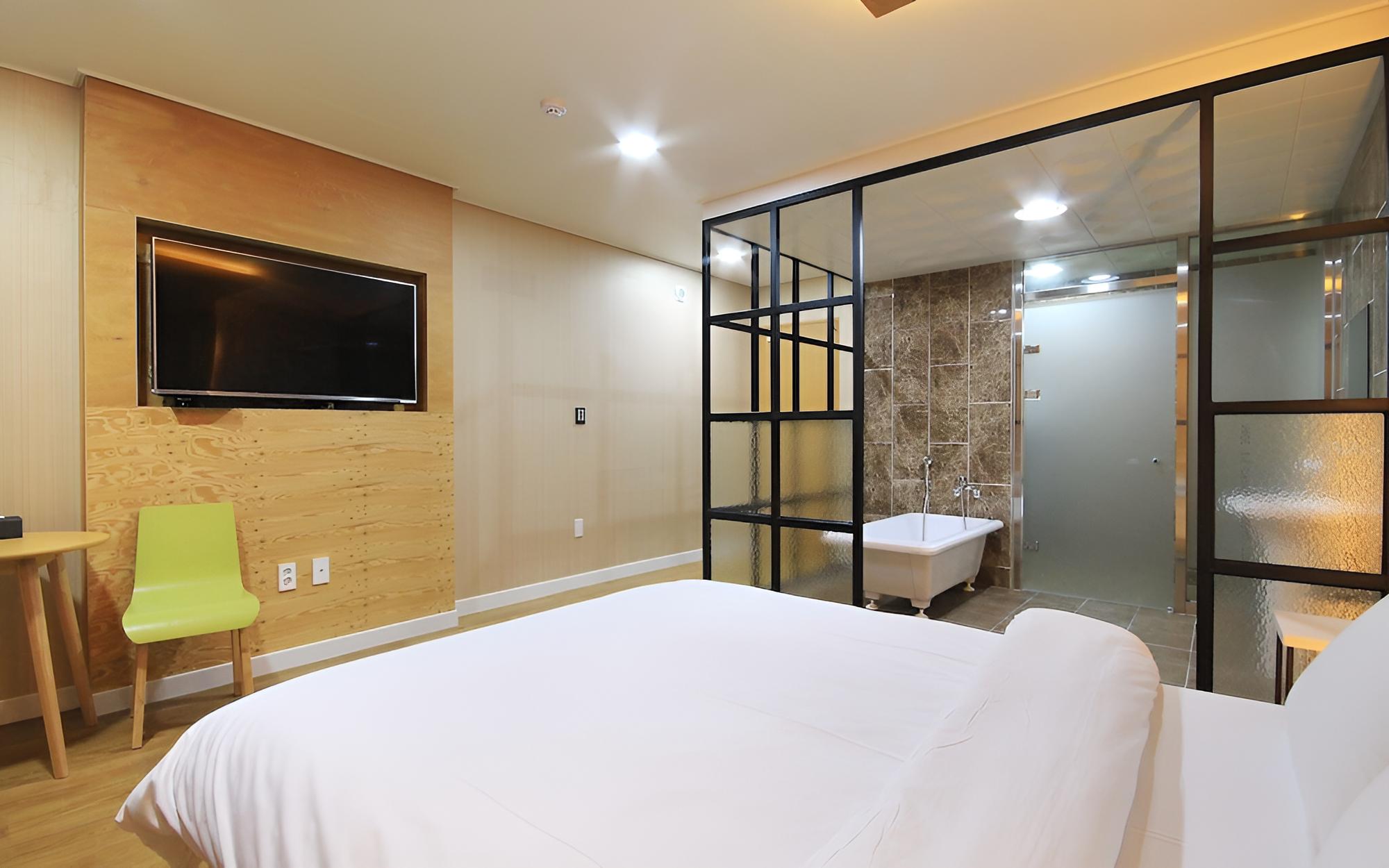 Room (Semi-Special Room) - Photo 32