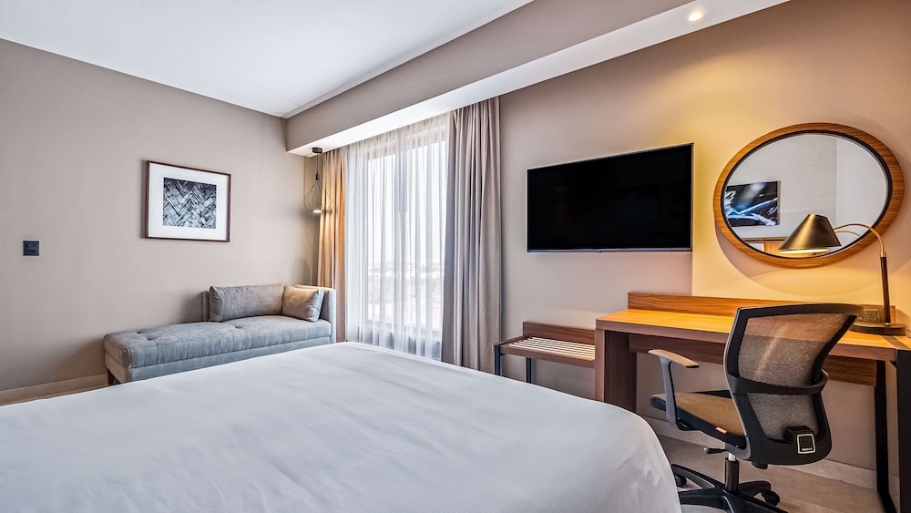 Suite, 1 Queen Bed, Non Smoking