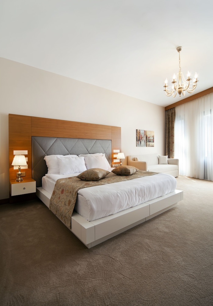 Deluxe Room, Balcony, City View photo 1