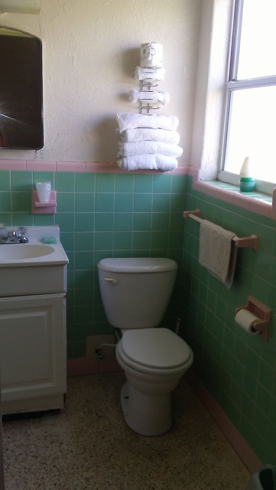 Comfort Room, 2 Double Beds, Accessible, Ocean View photo 3