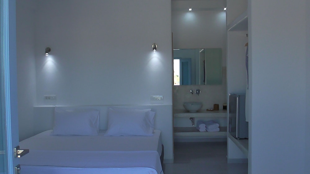 Double or Twin Room, Pool View