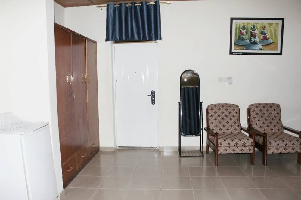 Deluxe Suite photo 3