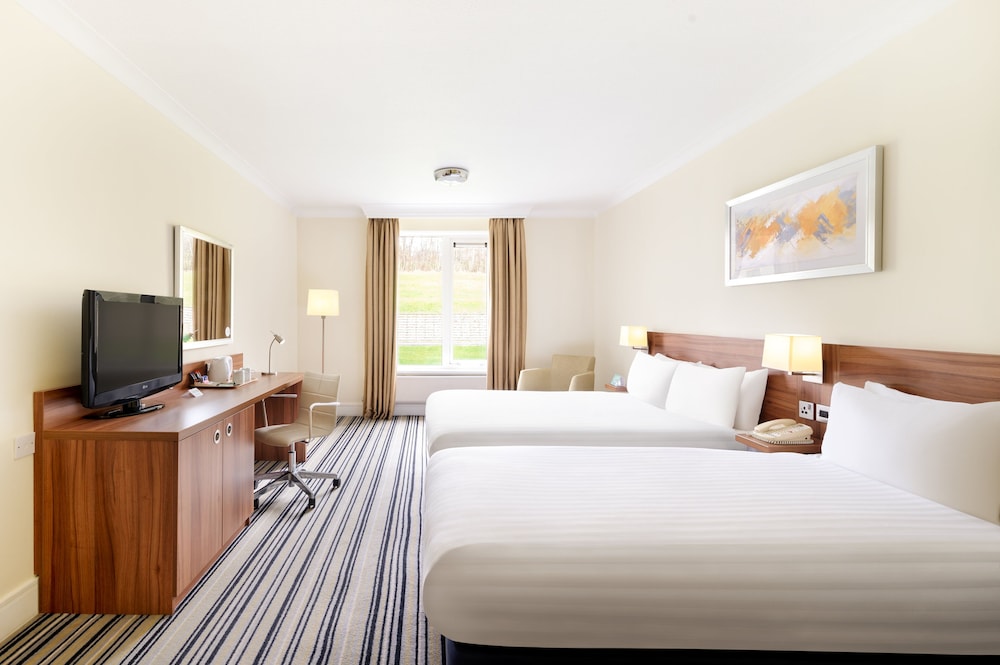 Standard Room, Multiple Beds - Photo 3