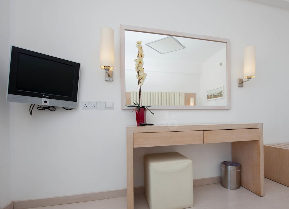 Comfort Double or Twin Room, 1 Bedroom, Balcony, Sea View photo 2