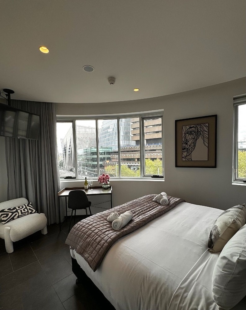 Studio Suite, City View photo 1