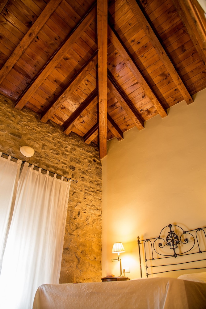 Double Room (H) photo 2