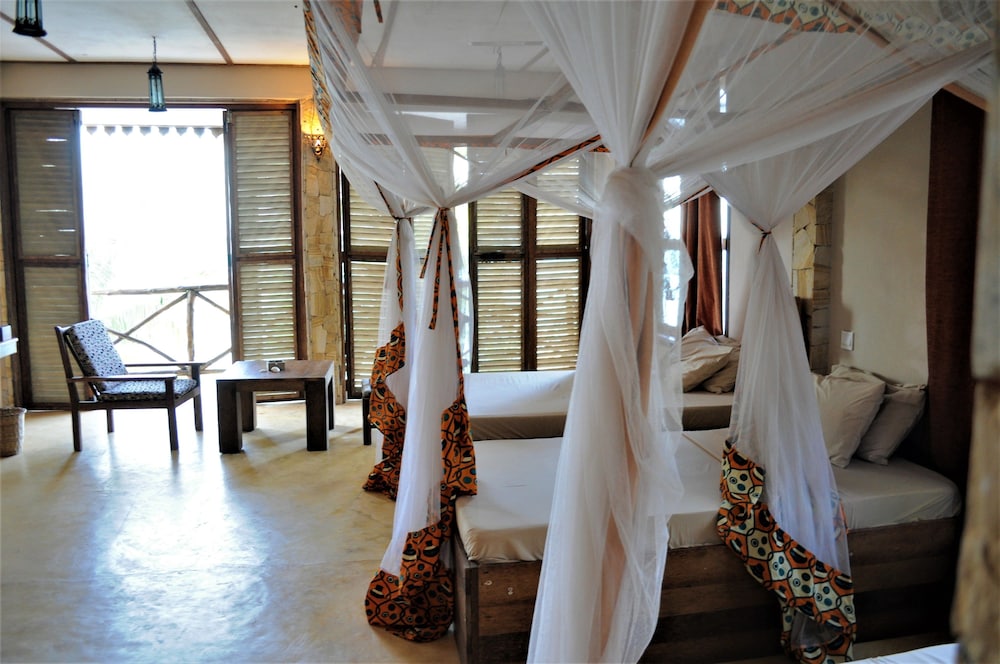 Basic Triple Room, Sea View