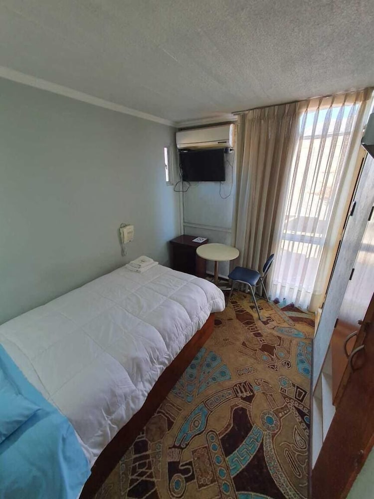 Traditional Room photo 2
