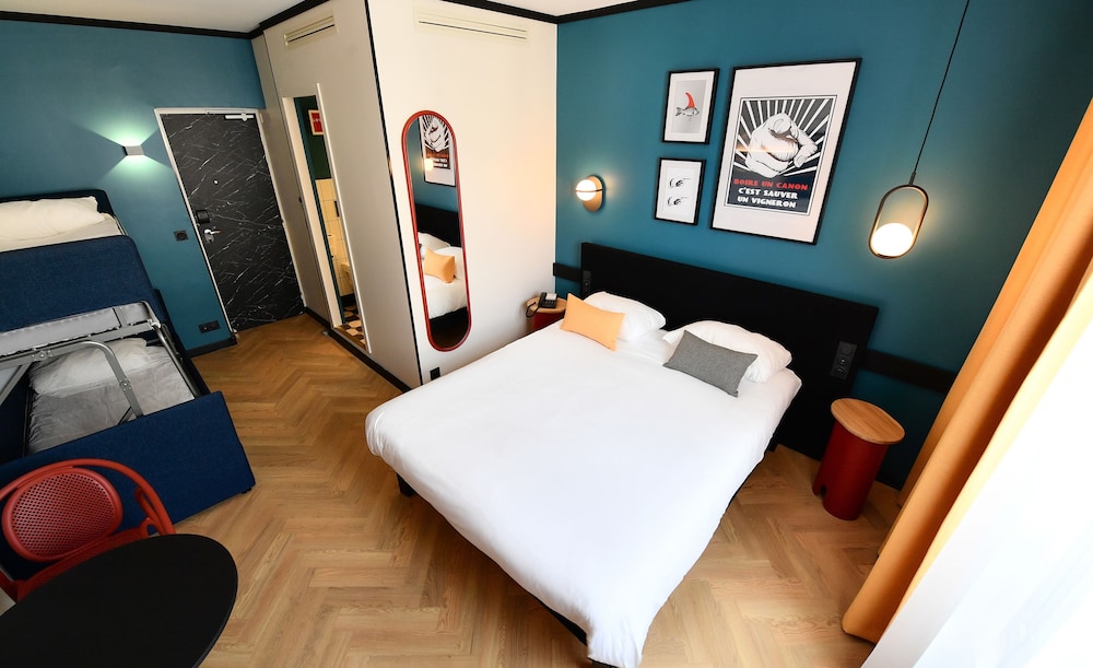 Suite, 1 Double Bed with Sofa bed (Design) - Photo 2