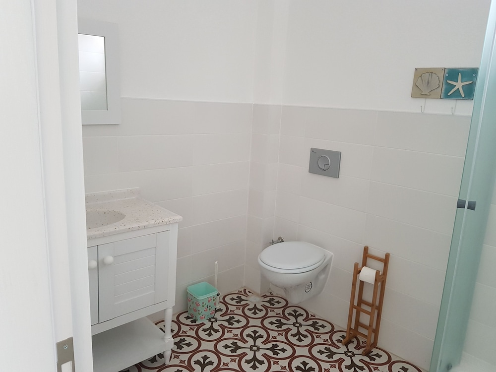 Deluxe Double Room, 1 Queen Bed, Non Smoking photo 2
