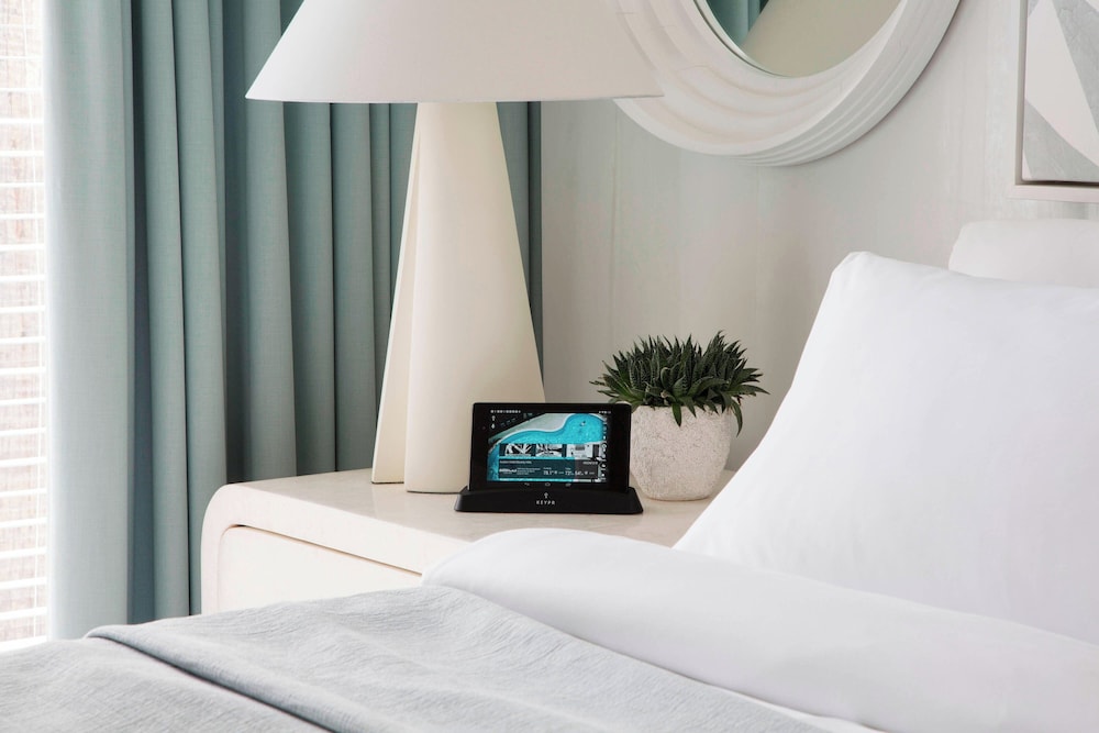 Classic Room, 1 King Bed (Canon Building)