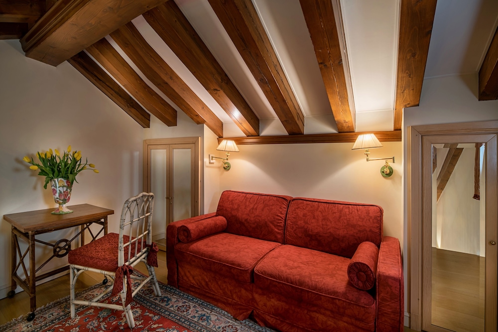 Junior Suite, Tower (in Barchessa) photo 2