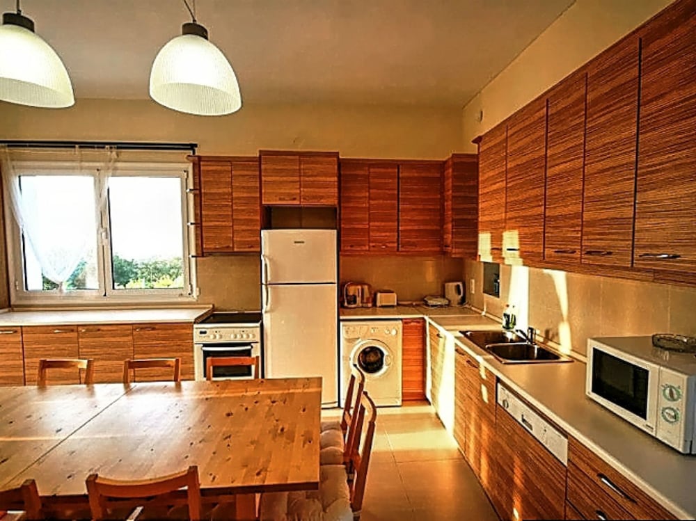 Exclusive Villa, 5 Bedrooms, Ocean View, Garden Area photo 2