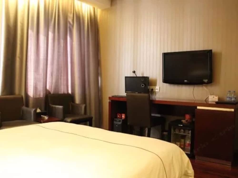 Deluxe Double Room photo 2