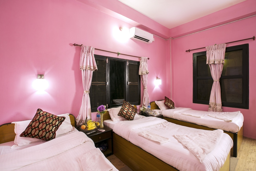 Standard Triple Room photo 3