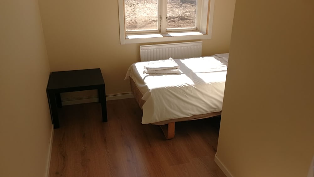 Economy Single Room, 1 Twin Bed, Shared Bathroom photo 1