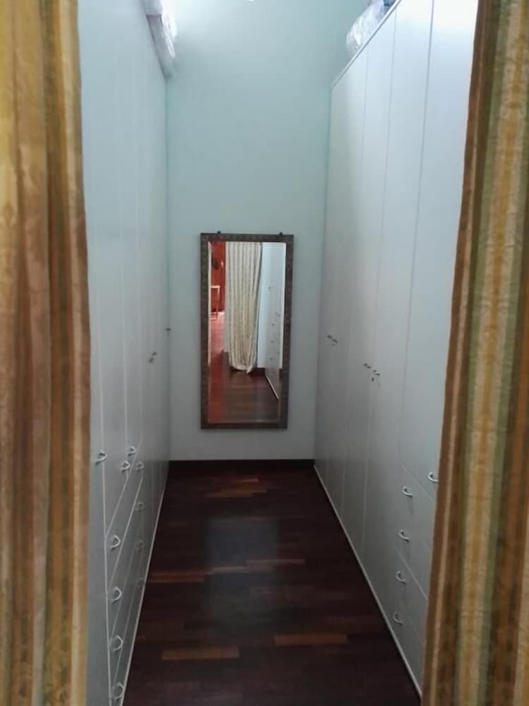 Deluxe Suite, Jetted Tub photo 3