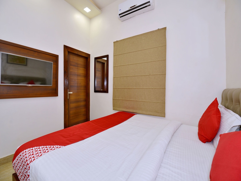 Deluxe Double Or Twin Room photo 3