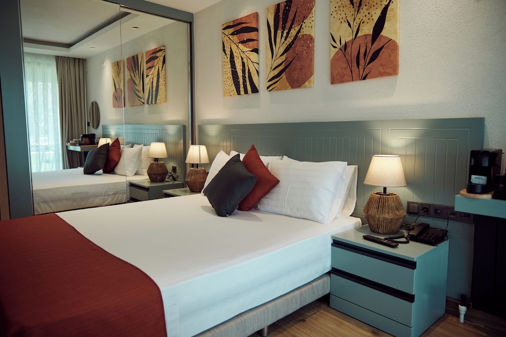 Standard Room - Photo 1