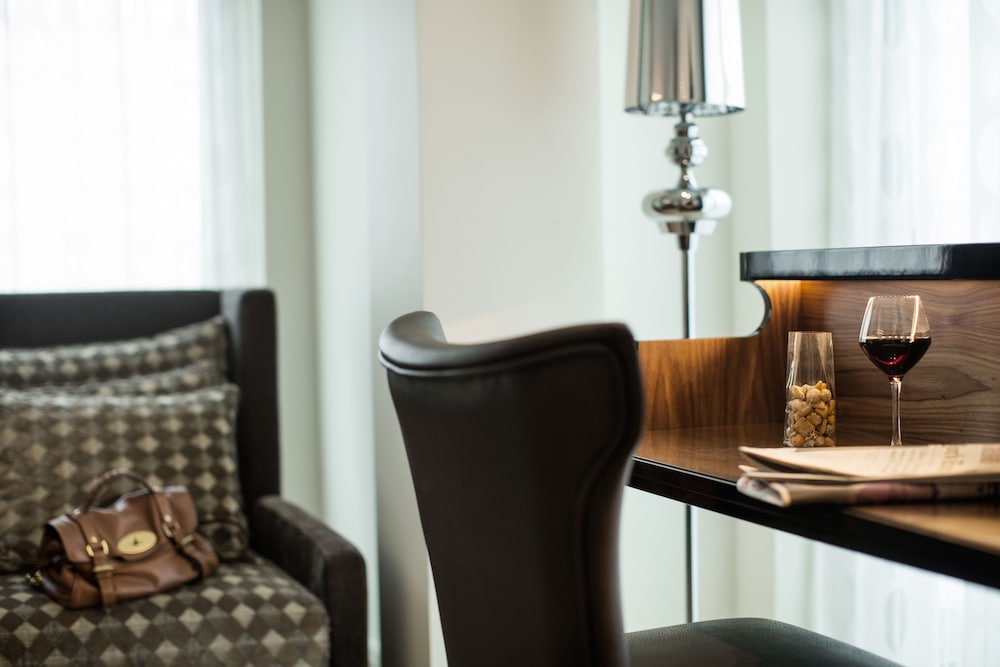 Junior Suite with lounge access - including executive breakfast - Photo 12