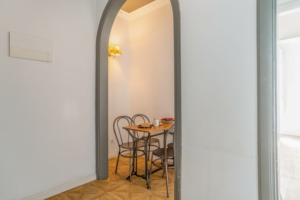 Gallery Apartment photo 2