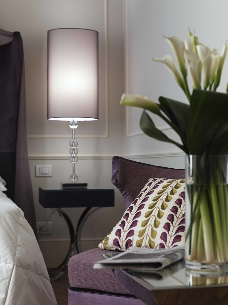 Luxury Suite, City View