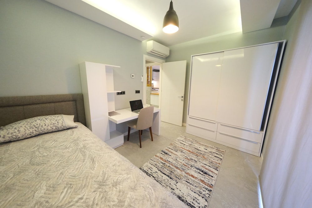Luxury Apartment photo 3