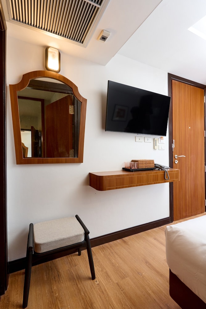 Family Studio Suite, 2 Bedrooms - Photo 23