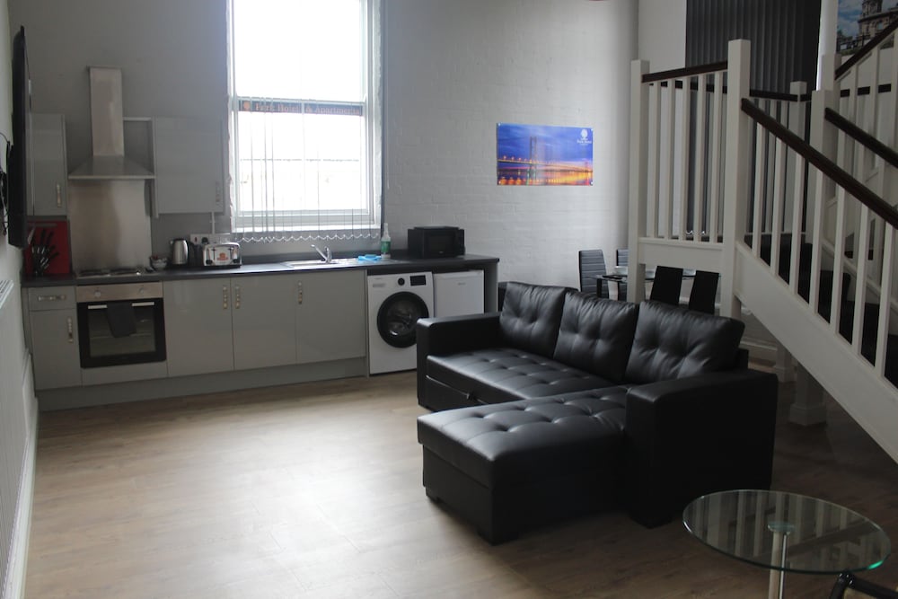 Deluxe Apartment