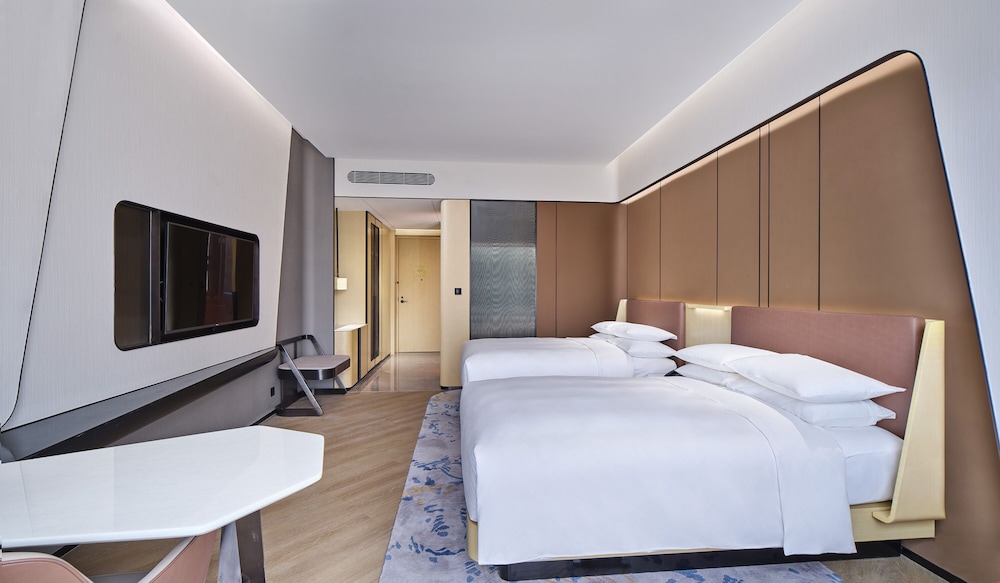 Room, 2 Double Beds, River View - Photo 5