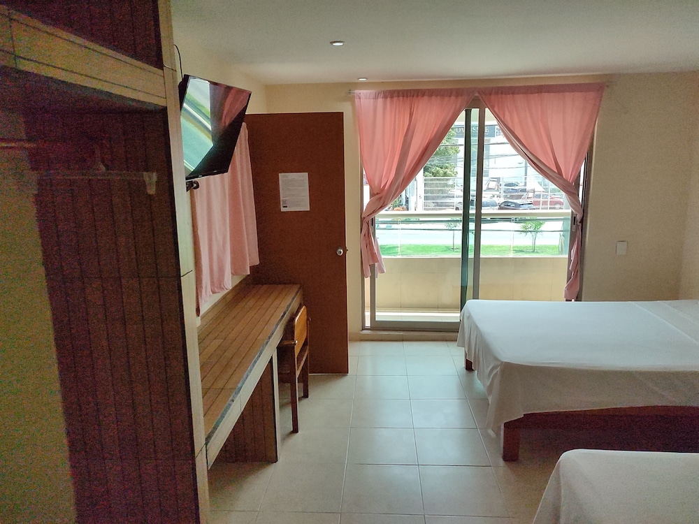 Standard Double Room, 2 Double Beds