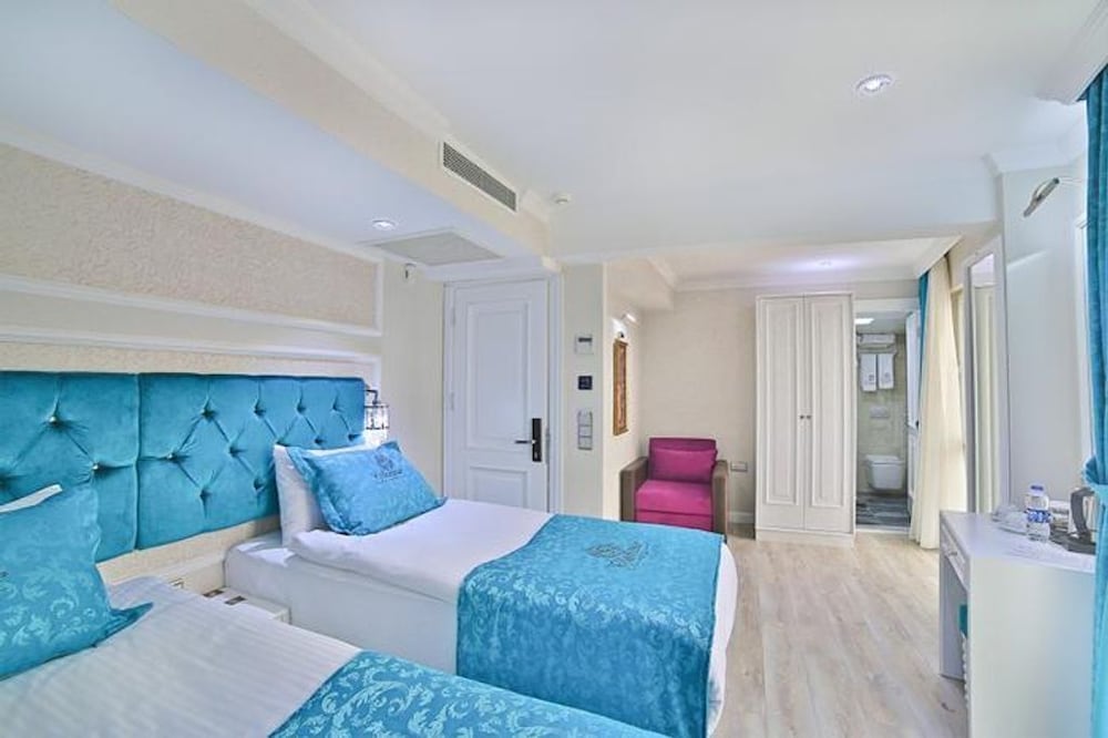 Standard Twin Room, Sea View photo 2