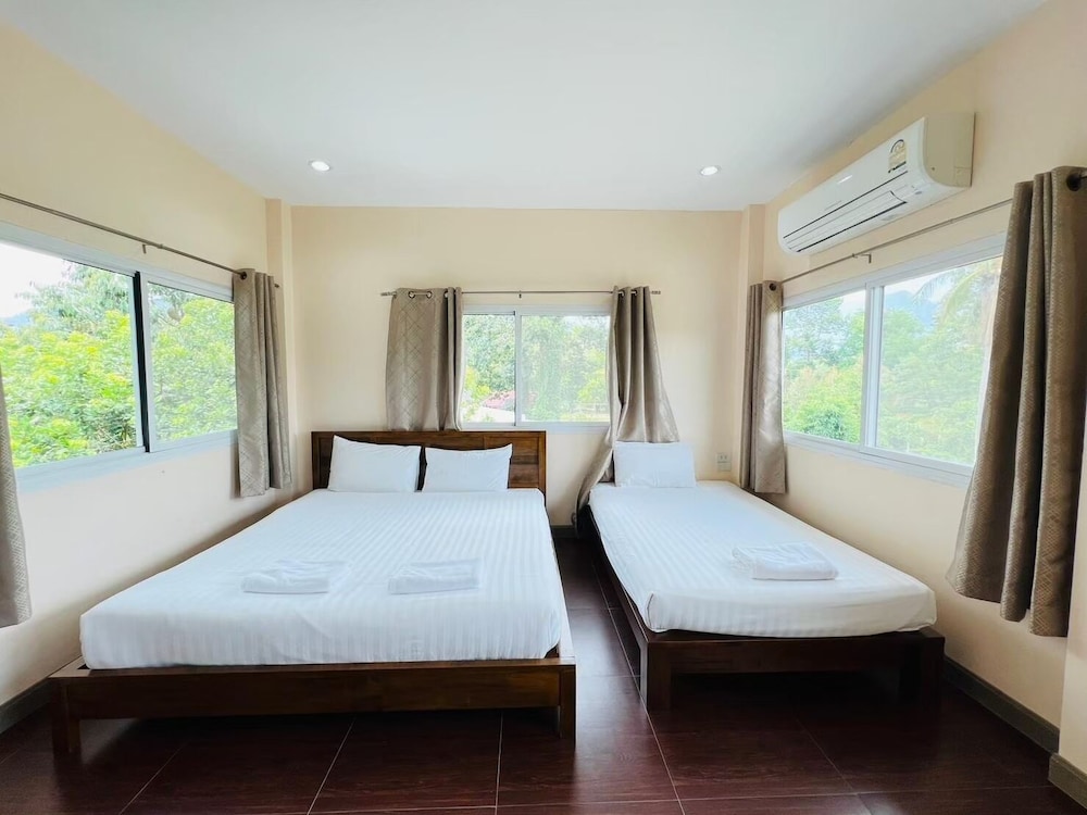 Sky Family Suite photo 1