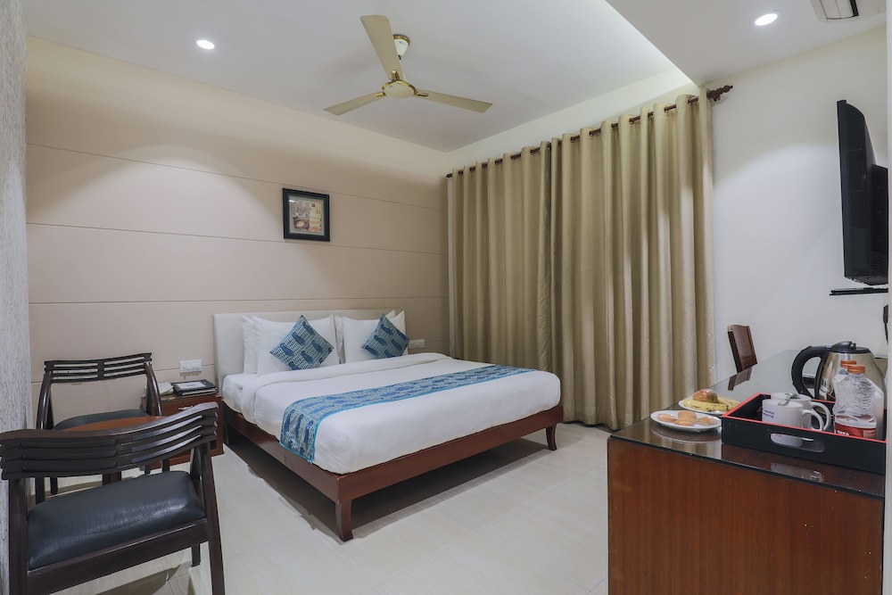 Deluxe Room - Photo 7