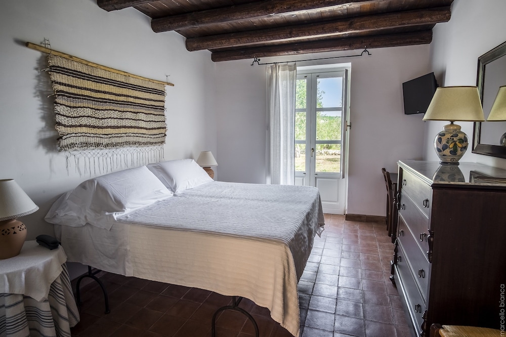 Classic Double Room - Photo 5