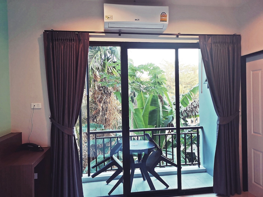 Standard Double Room, City View - Photo 5