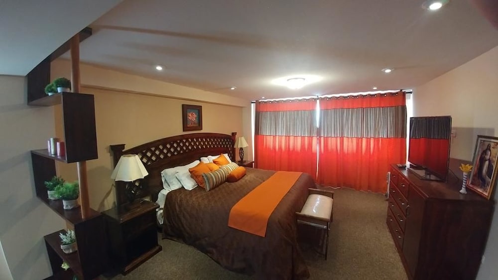 Double Room, 1 Queen Bed photo 1