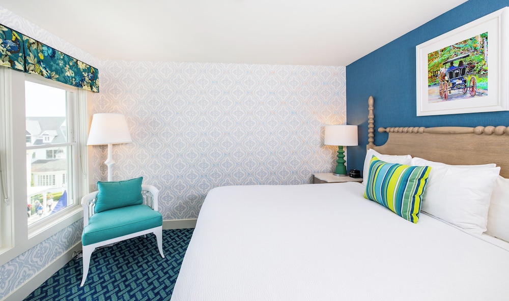 Room, 1 King Bed, City View photo 3