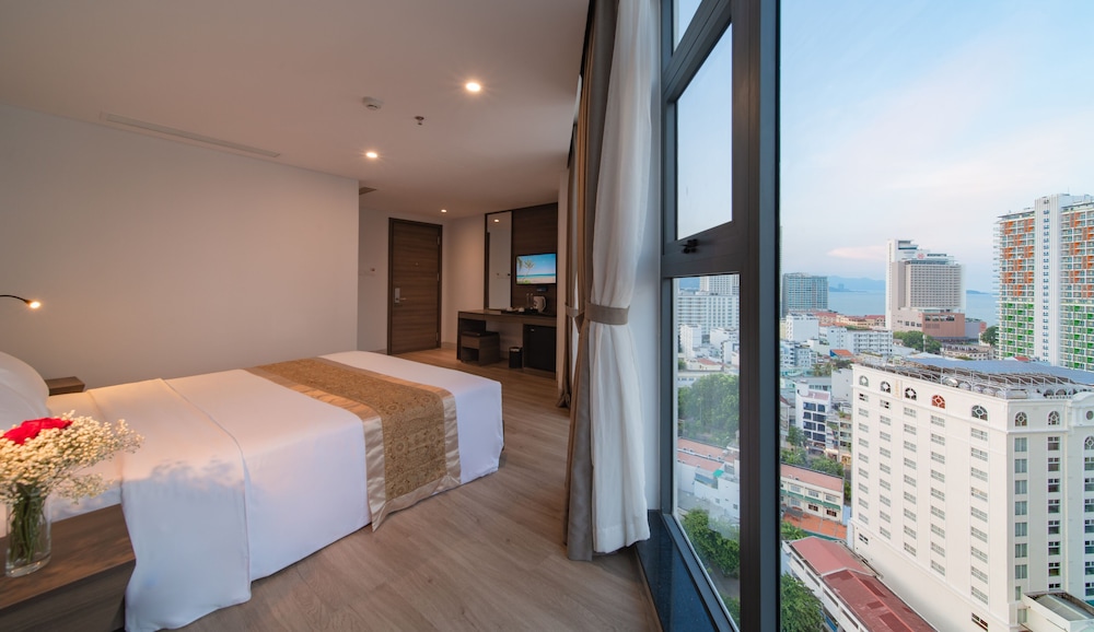 Premier Double Room - Photo 2