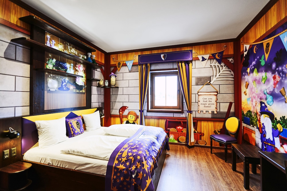 Superior Wizard's Room photo 3
