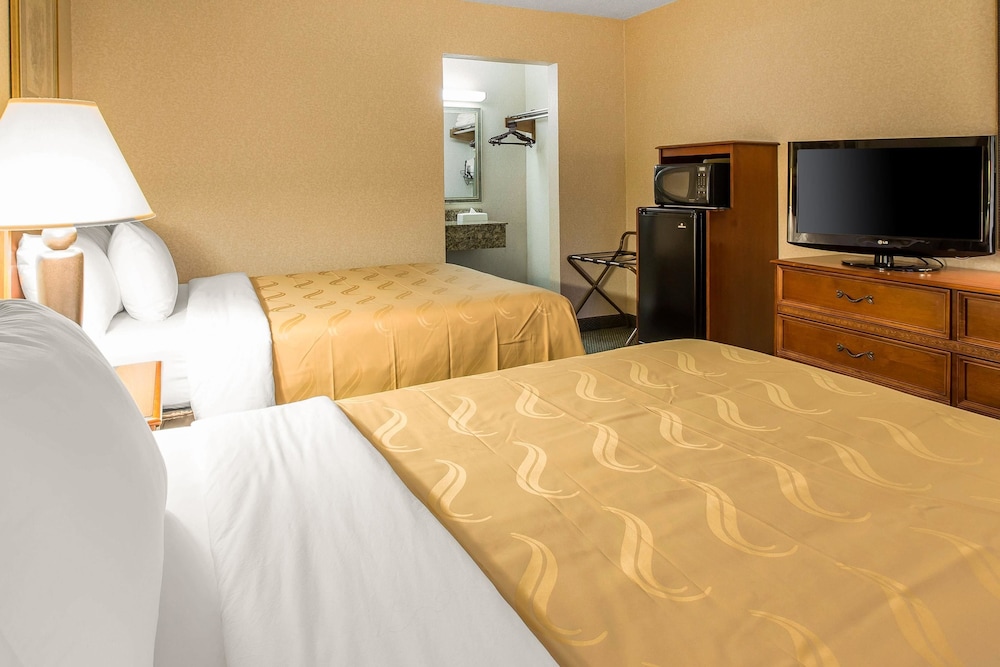 Room, 2 Double Beds, Non Smoking photo 3