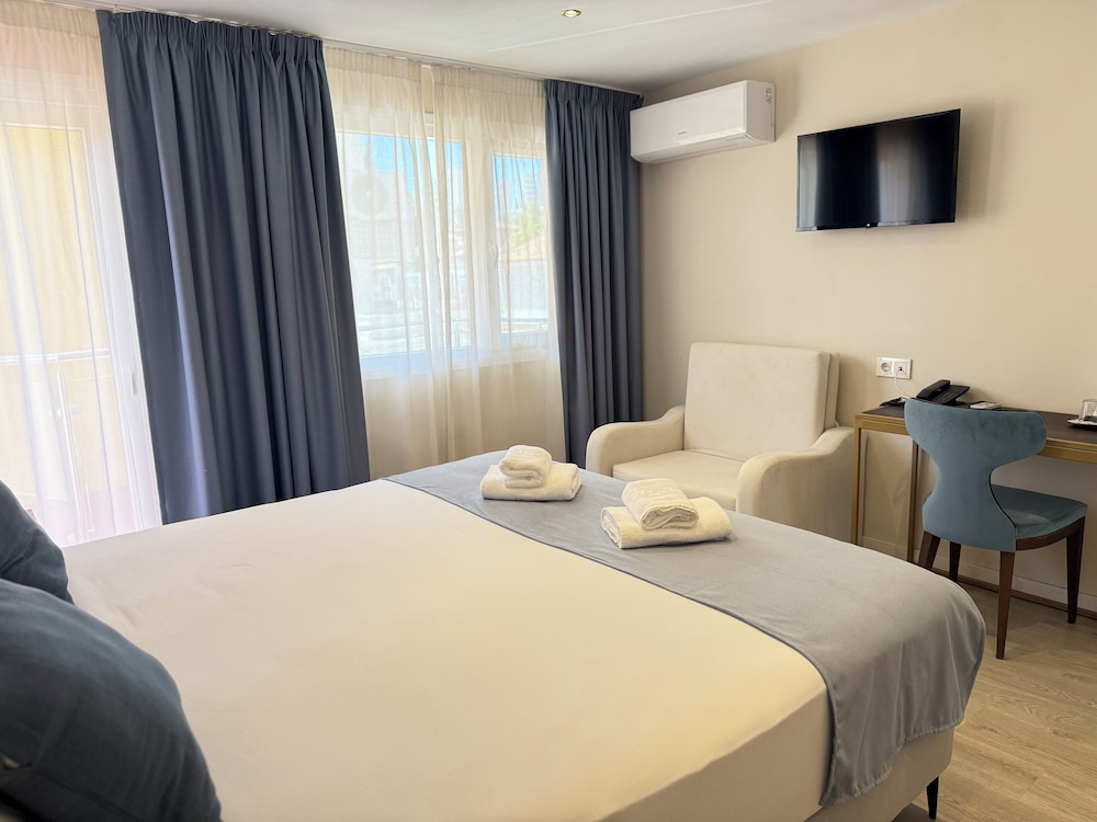 Superior Double Room, 1 Queen Bed