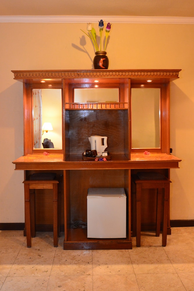 Deluxe Double or Twin Room - Photo 4