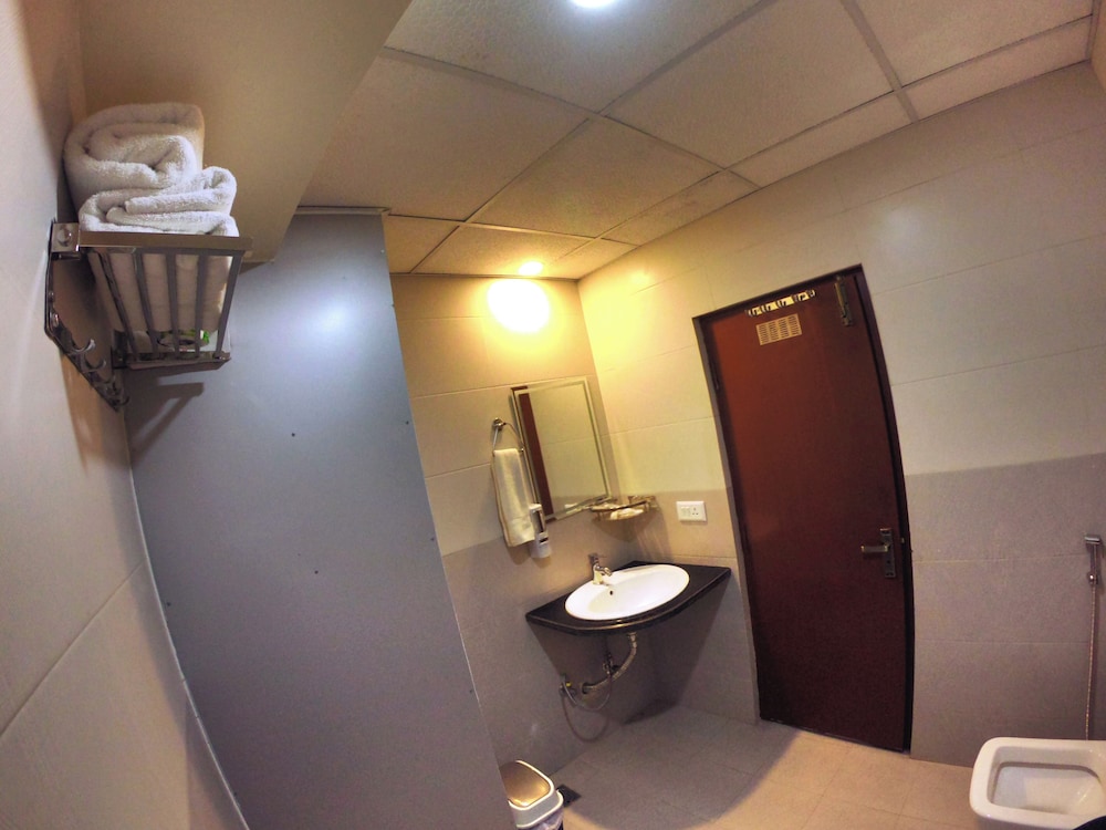 Comfort Triple Room - Photo 11