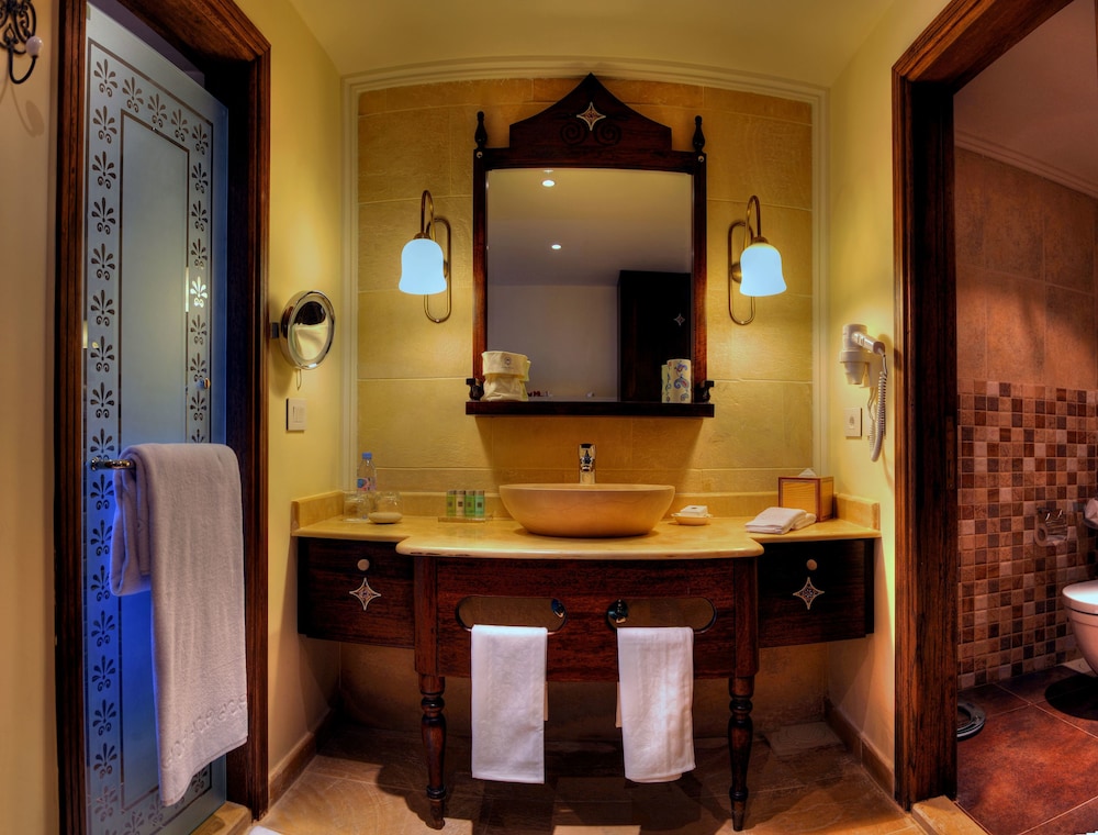 Deluxe Room, Sea View photo 3