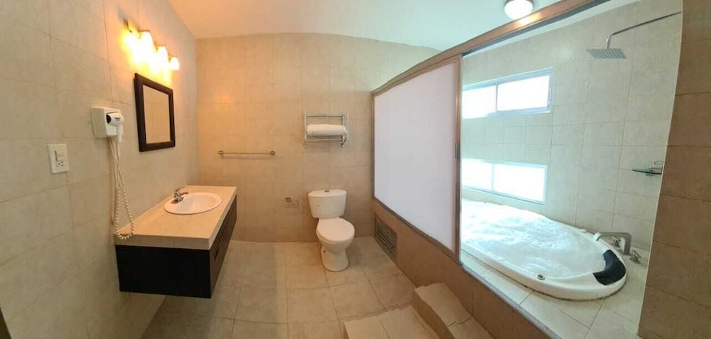 Suite photo 1