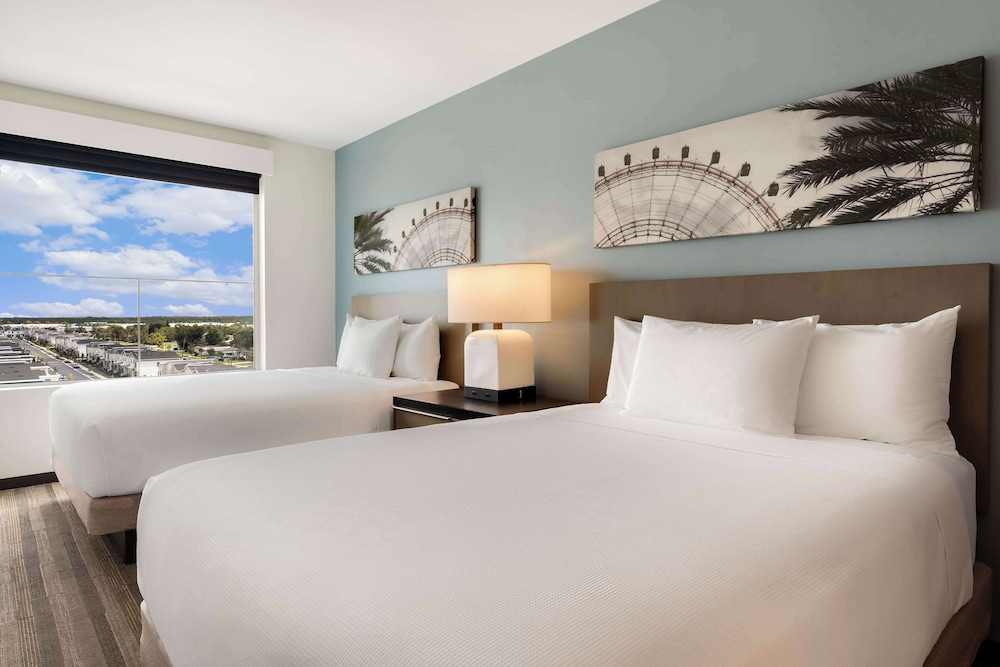 Suite, 1 Bedroom (2 Queenbed & 1 Sofabed)