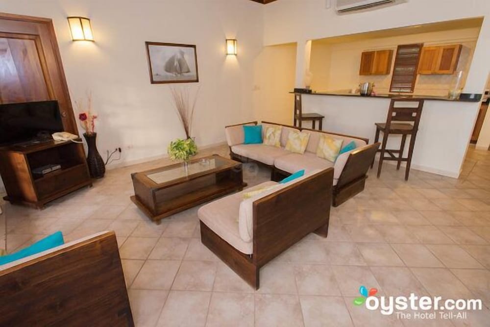 Executive Suite, 1 Bedroom, Kitchen, Marina View